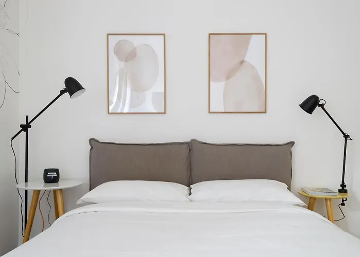 Everyday Corte Petroni * Bologne