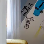 Everyday Corte Petroni * Болонья