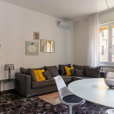 Everyday Corte Petroni