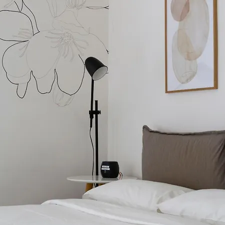 Everyday Corte Petroni * Bologna